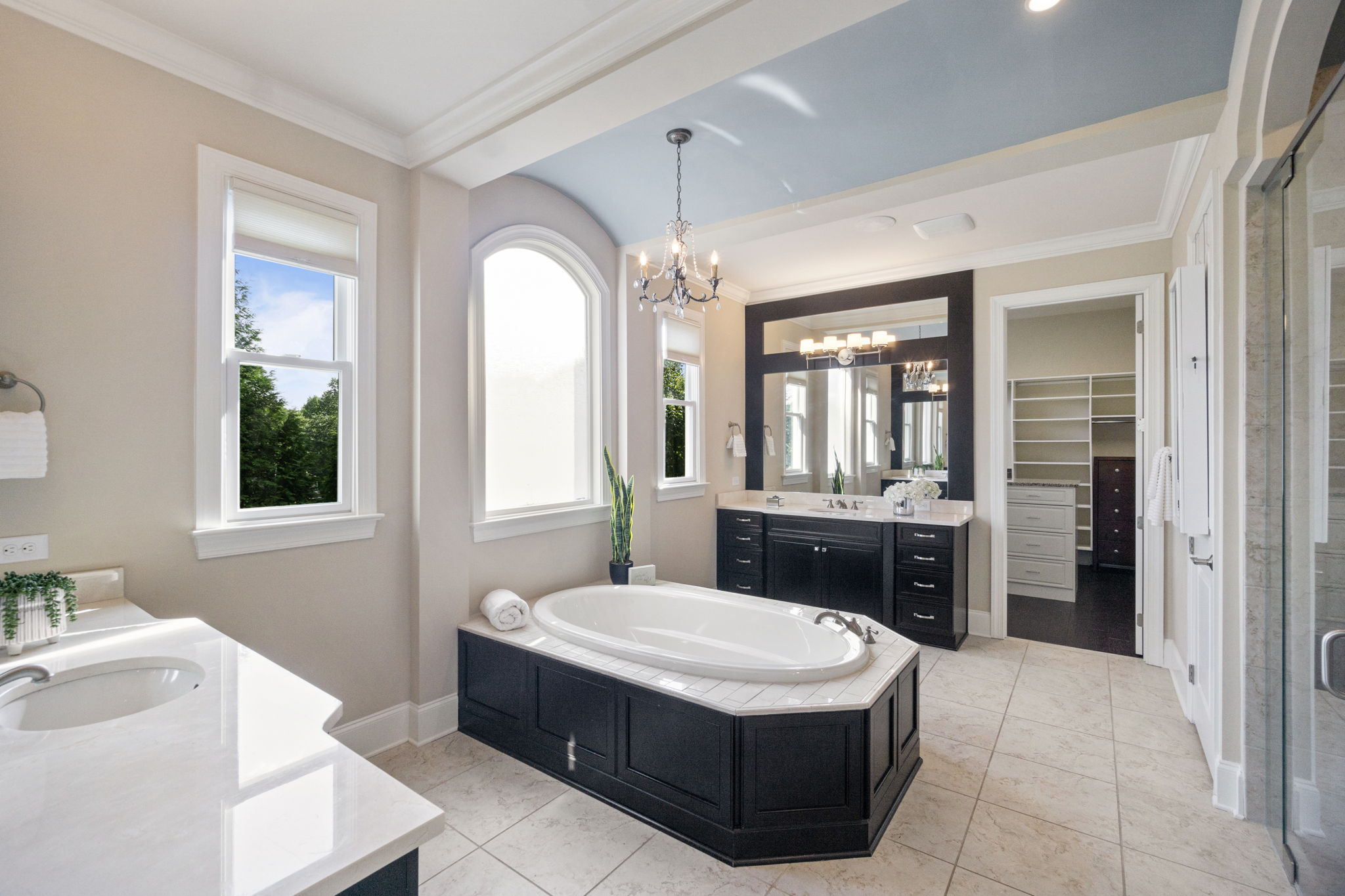 06 - 2051 Brawley School Rd - Primary Bth (1)