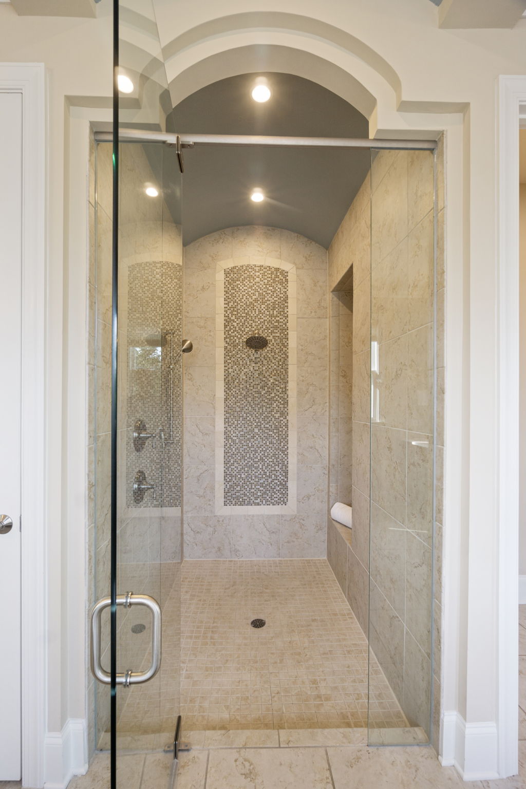 06 - 2051 Brawley School Rd - Primary Bth (3)