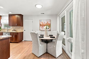 015_F8_2051 Willow Way