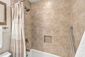 026_F8_2051 Willow Way