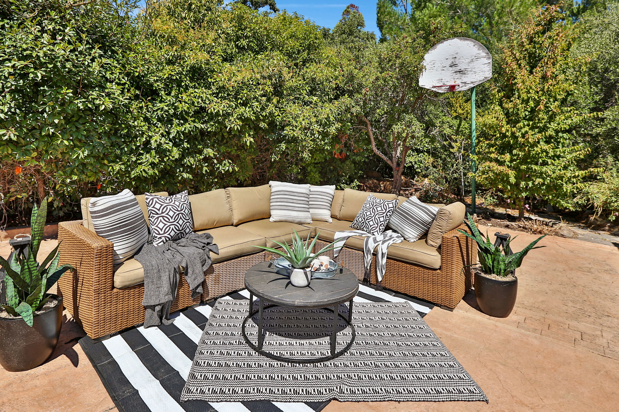Large Patio off Family Room