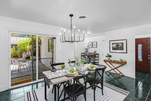 Large Dining Overlooking Yard