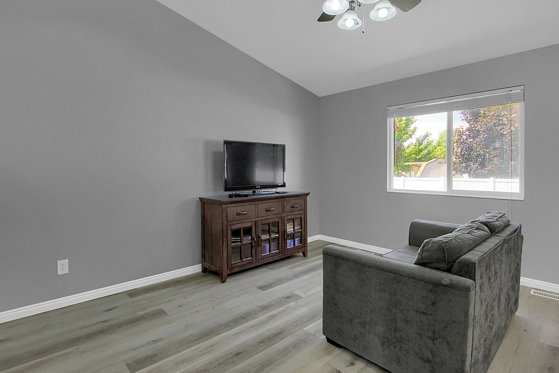  2052 W 470 N, West Point, UT 84015, US Photo 4