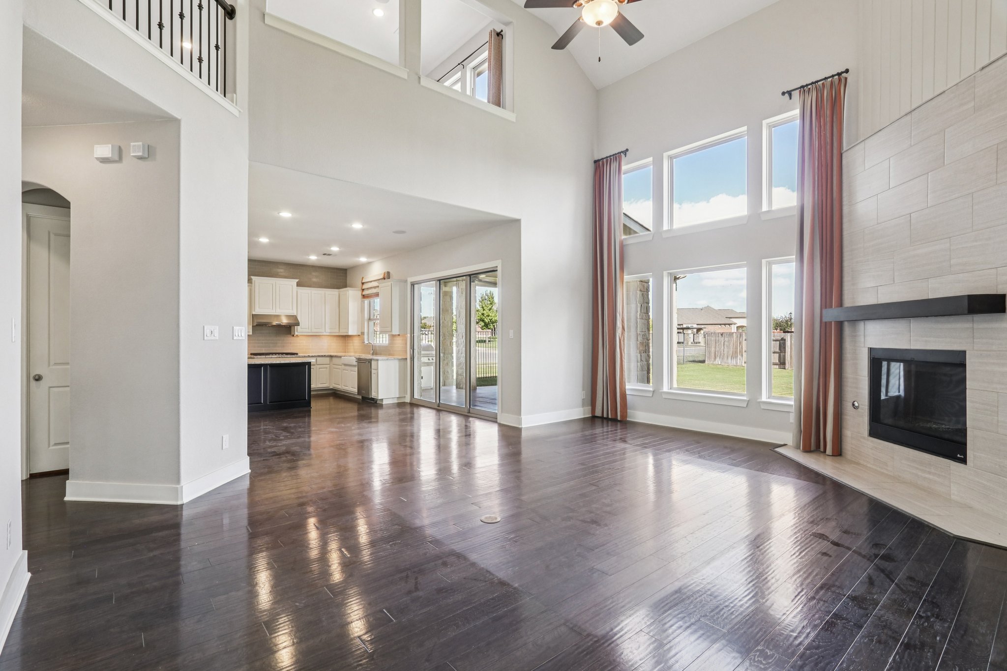 Martin Ln-S1411-013.jpg