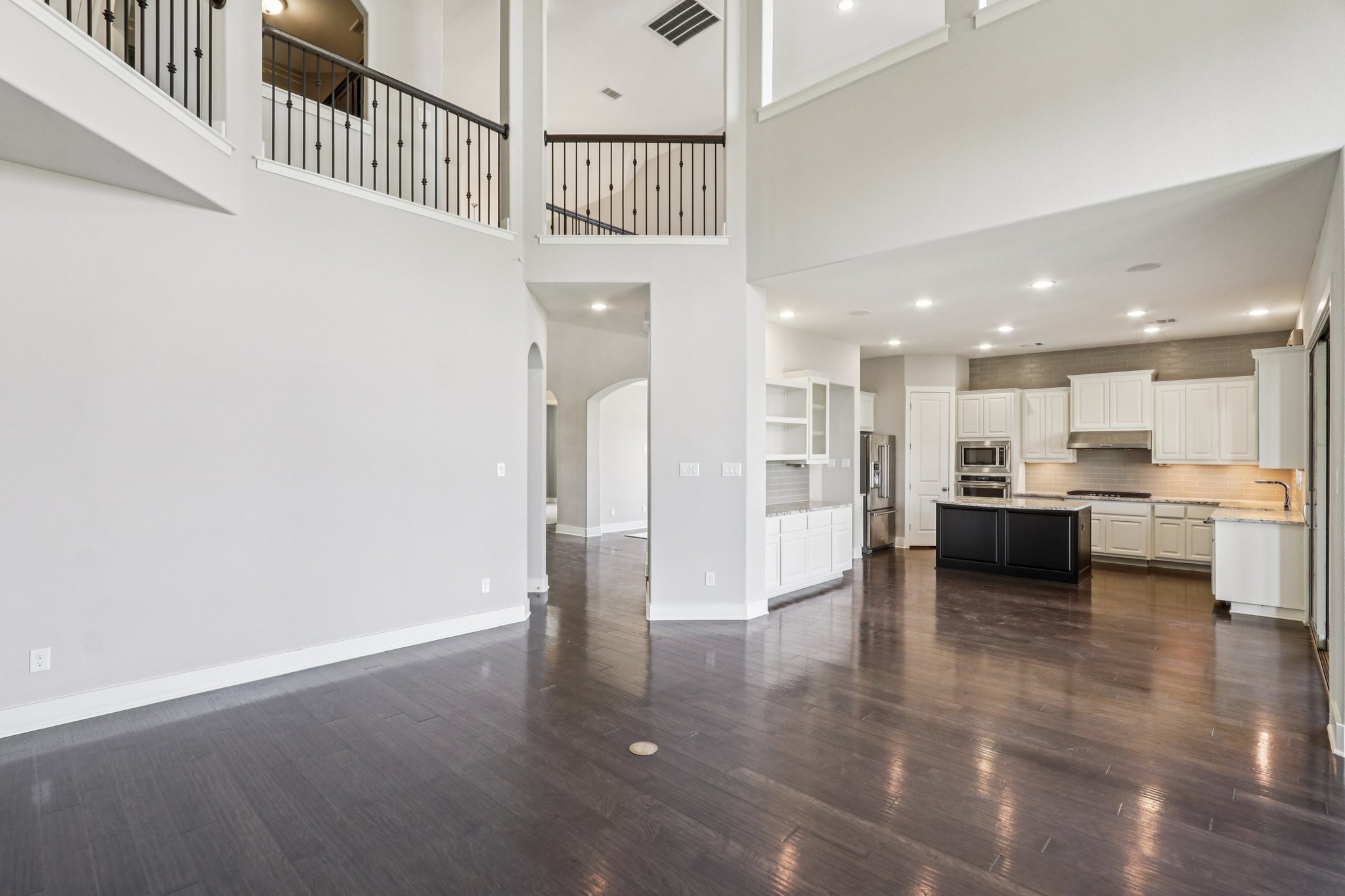 Martin Ln-S1411-017.jpg