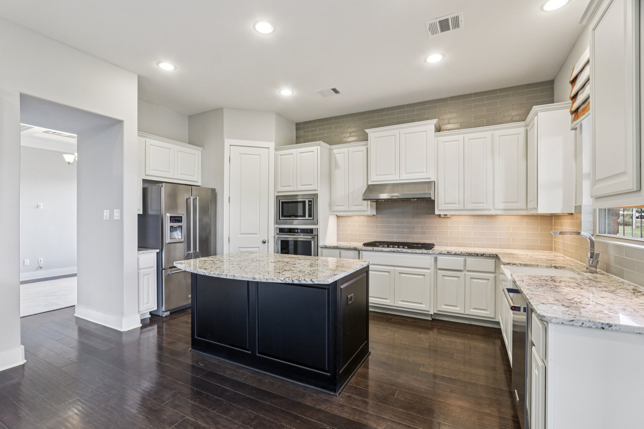 Martin Ln-S1411-023.jpg