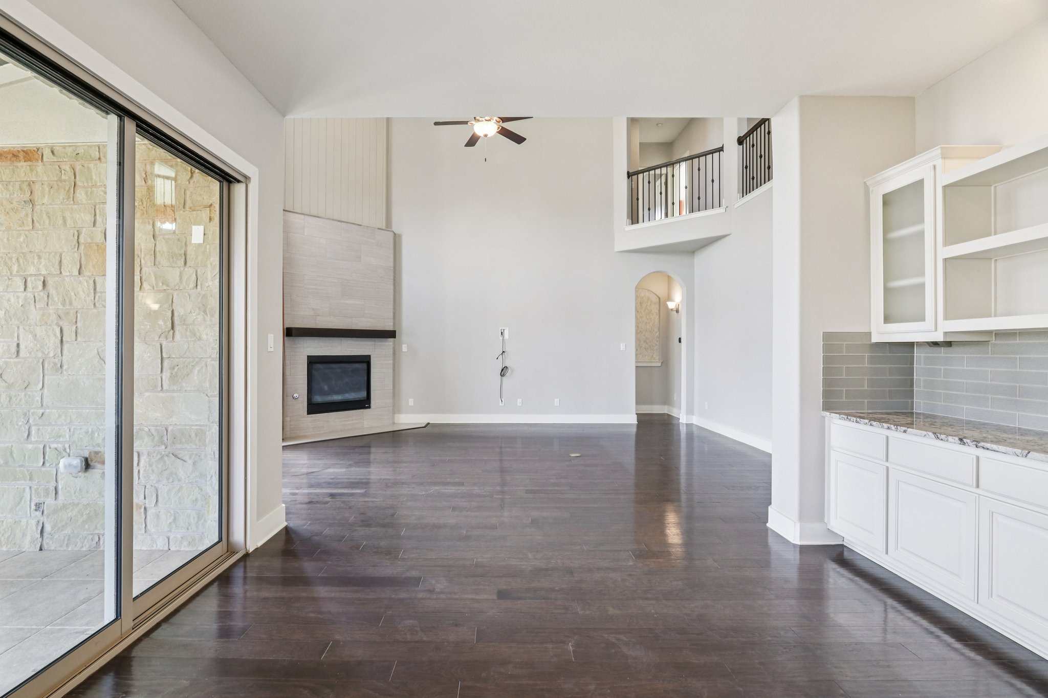 Martin Ln-S1411-029.jpg