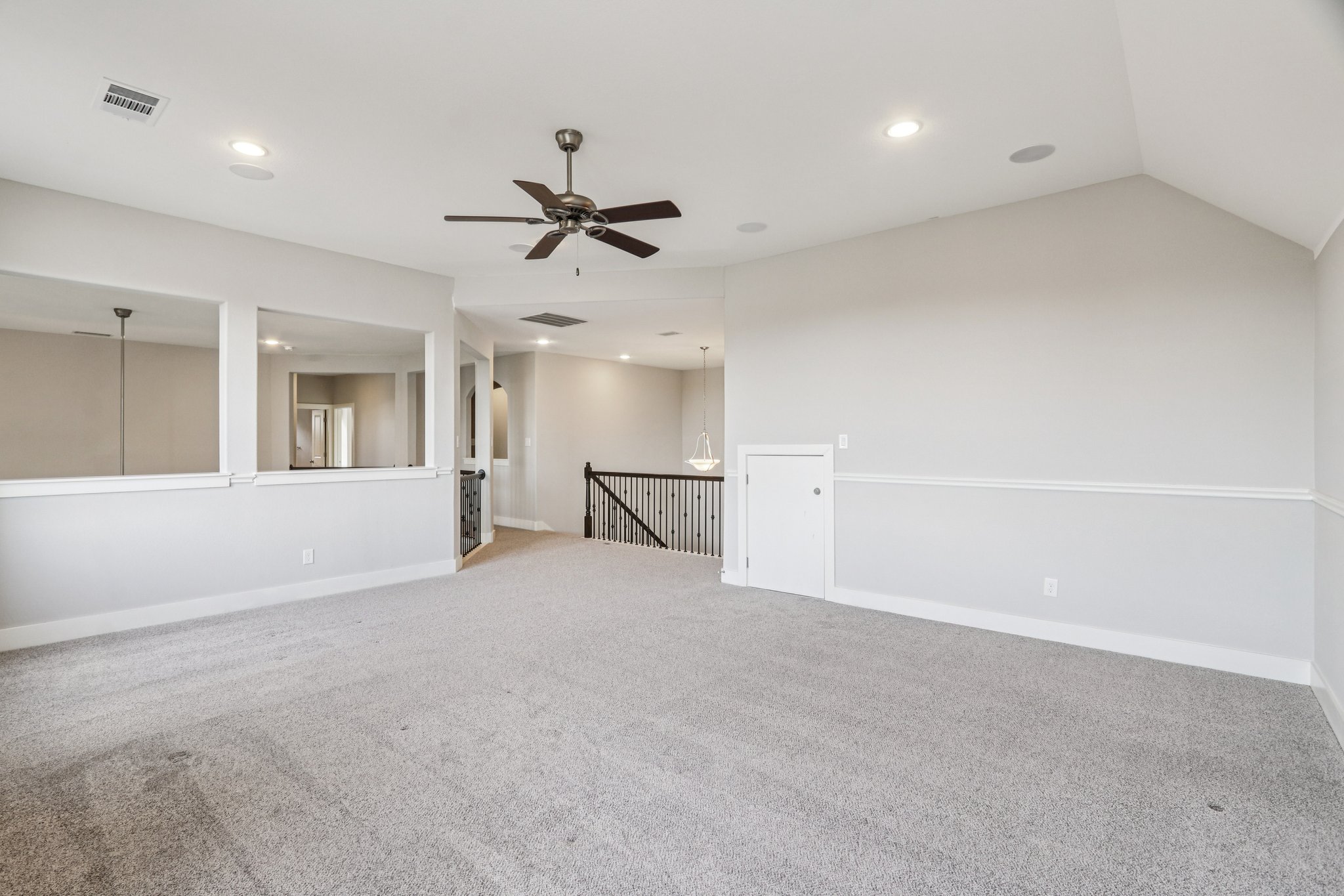 Martin Ln-S1411-063.jpg