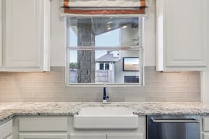 Martin Ln-S1411-026.jpg