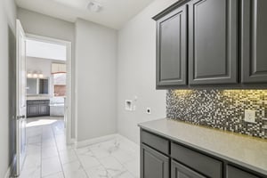 Martin Ln-S1411-043.jpg