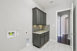 Martin Ln-S1411-044.jpg