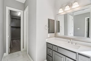 Martin Ln-S1411-053.jpg