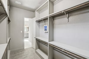 Martin Ln-S1411-056.jpg