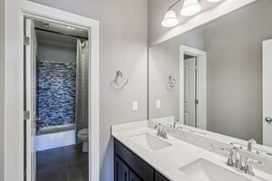 Martin Ln-S1411-073.jpg