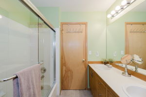  Photo 49