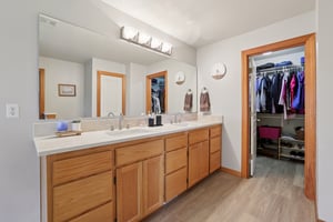 193rd Ave Ct E-L0704-023.jpg