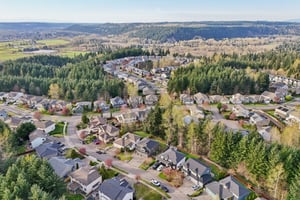 193rd Ave Ct E-L0704-050.jpg