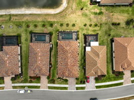 20542 Trattoria Loop-40