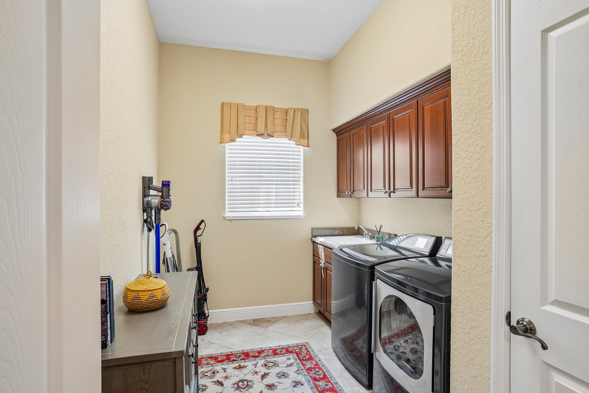 Lake Ridge Dr-S1609-028.jpg