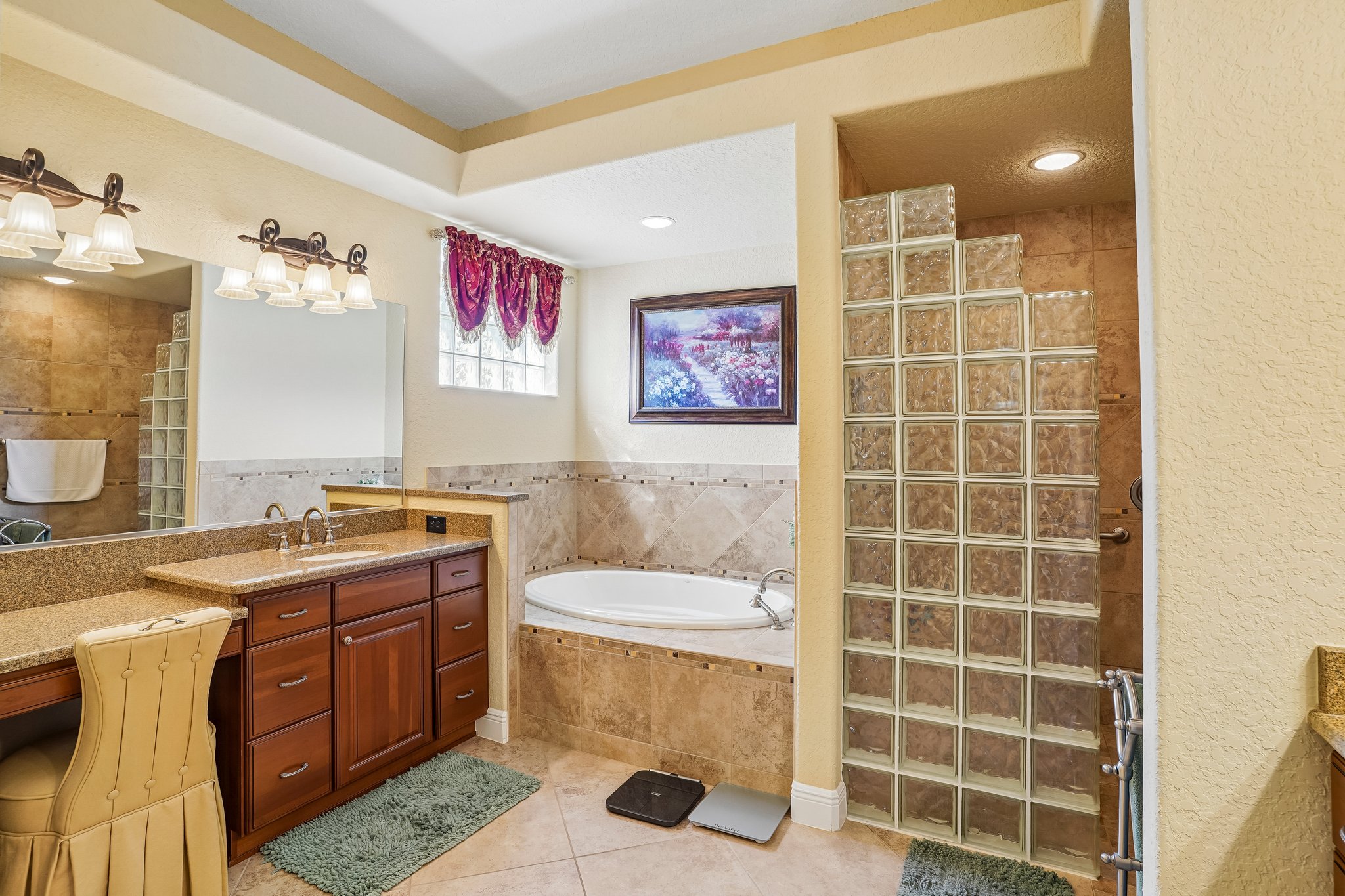 Lake Ridge Dr-S1609-032.jpg