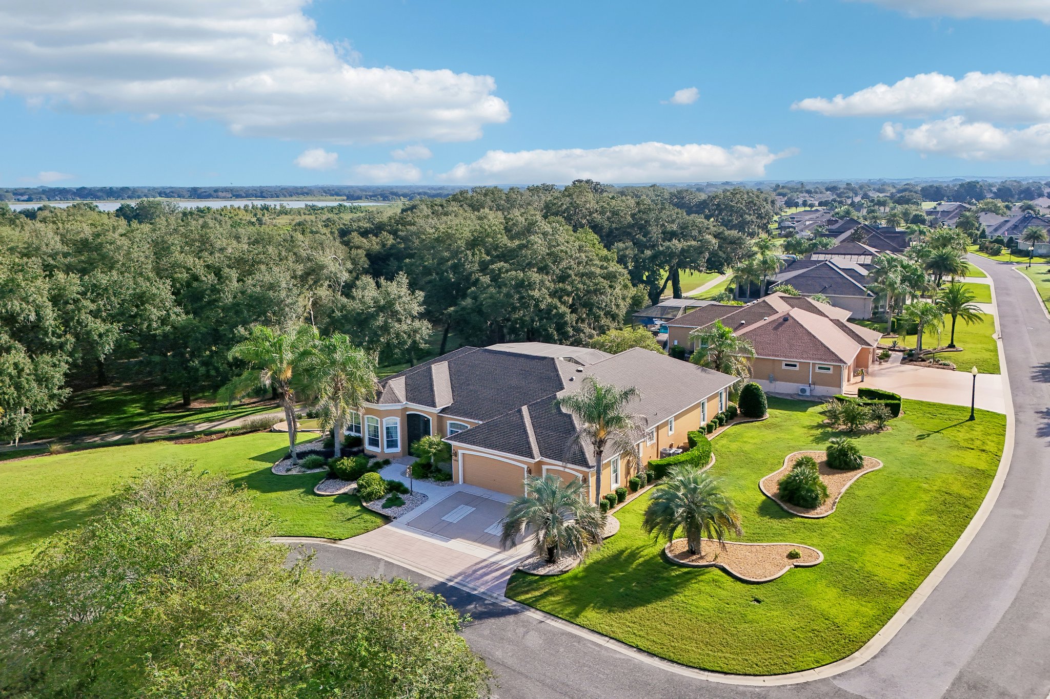 Lake Ridge Dr-S1609-054.jpg