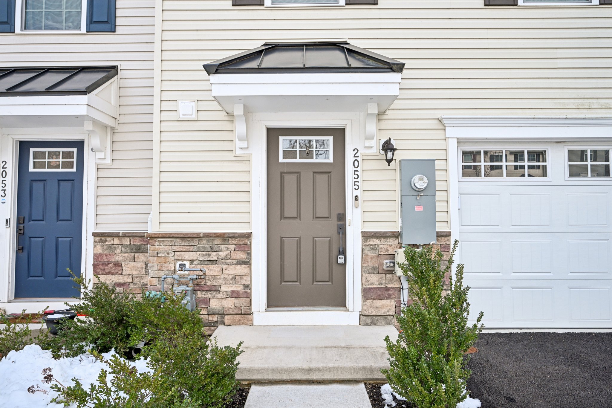 Rivers Dr-S2702-004.jpg