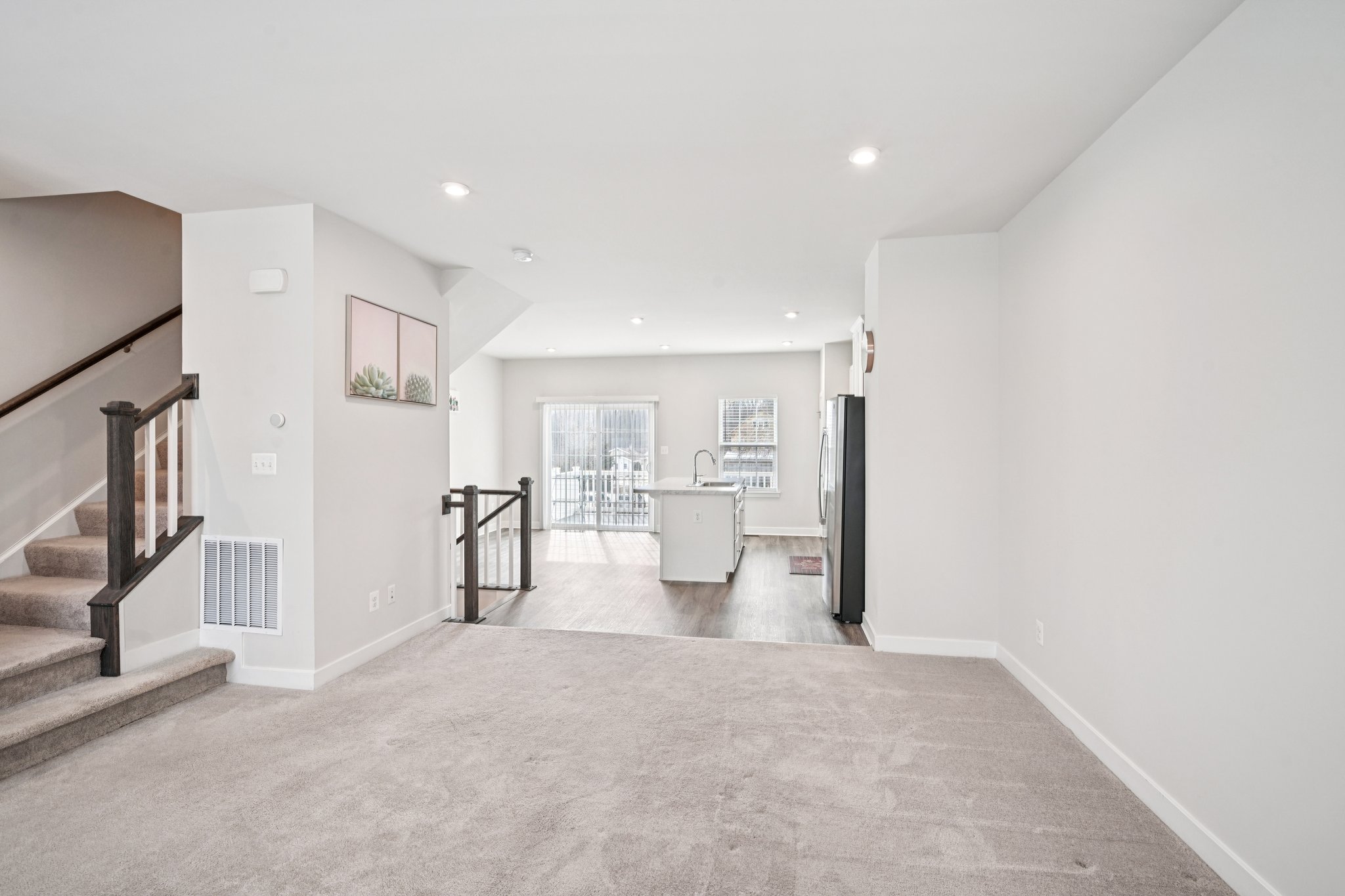 Rivers Dr-S2702-008.jpg