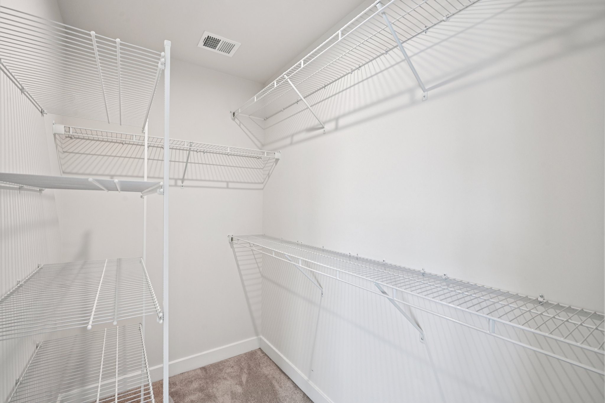 Rivers Dr-S2702-021.jpg