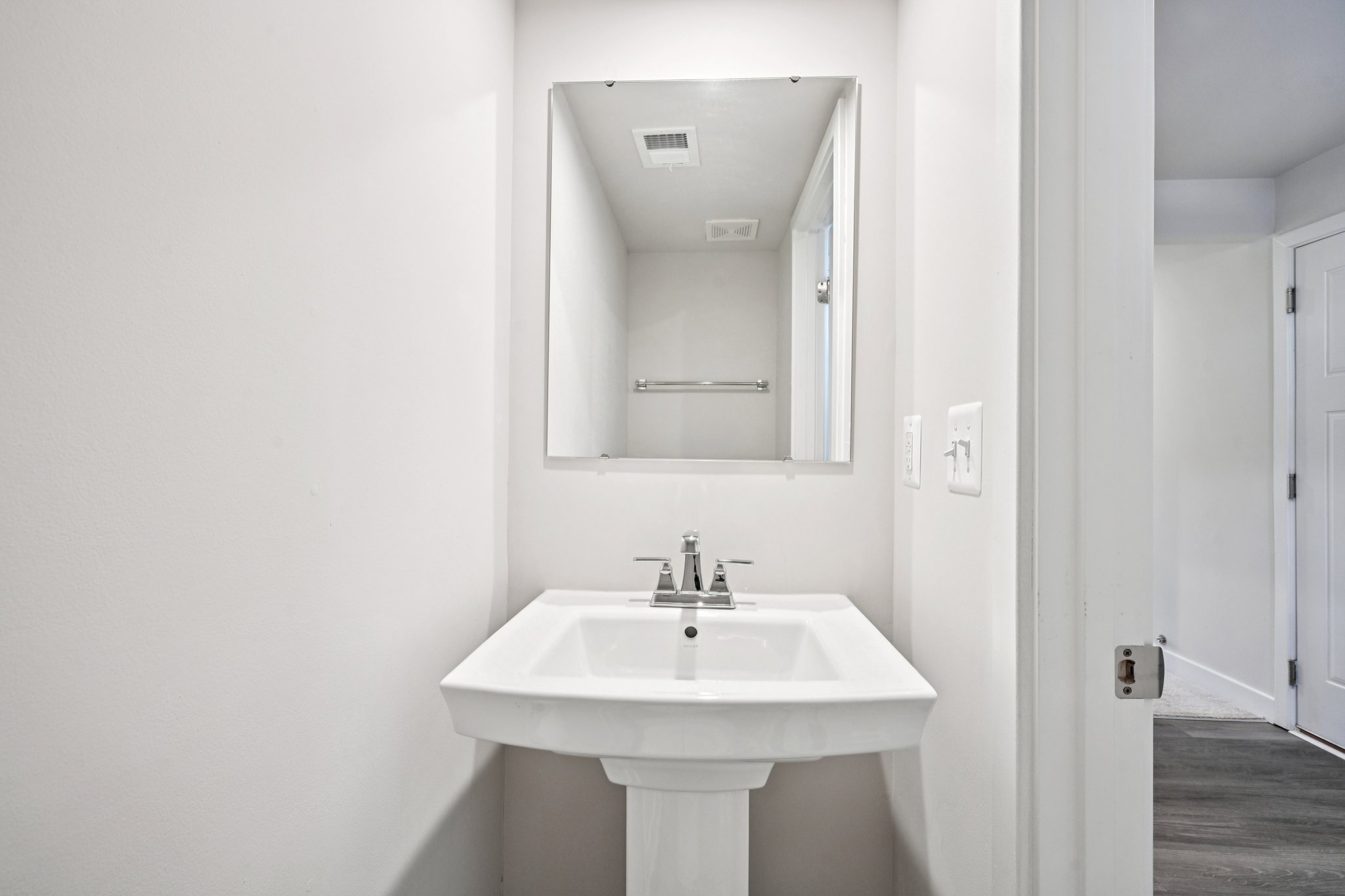 Rivers Dr-S2702-033.jpg