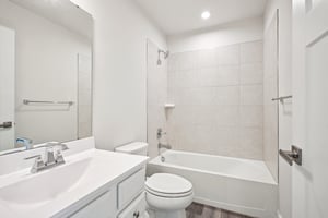 Rivers Dr-S2702-024.jpg