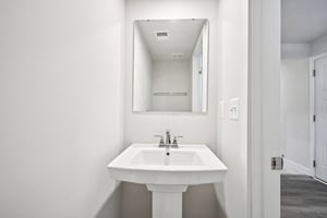 Rivers Dr-S2702-033.jpg