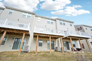 Rivers Dr-S2702-036.jpg