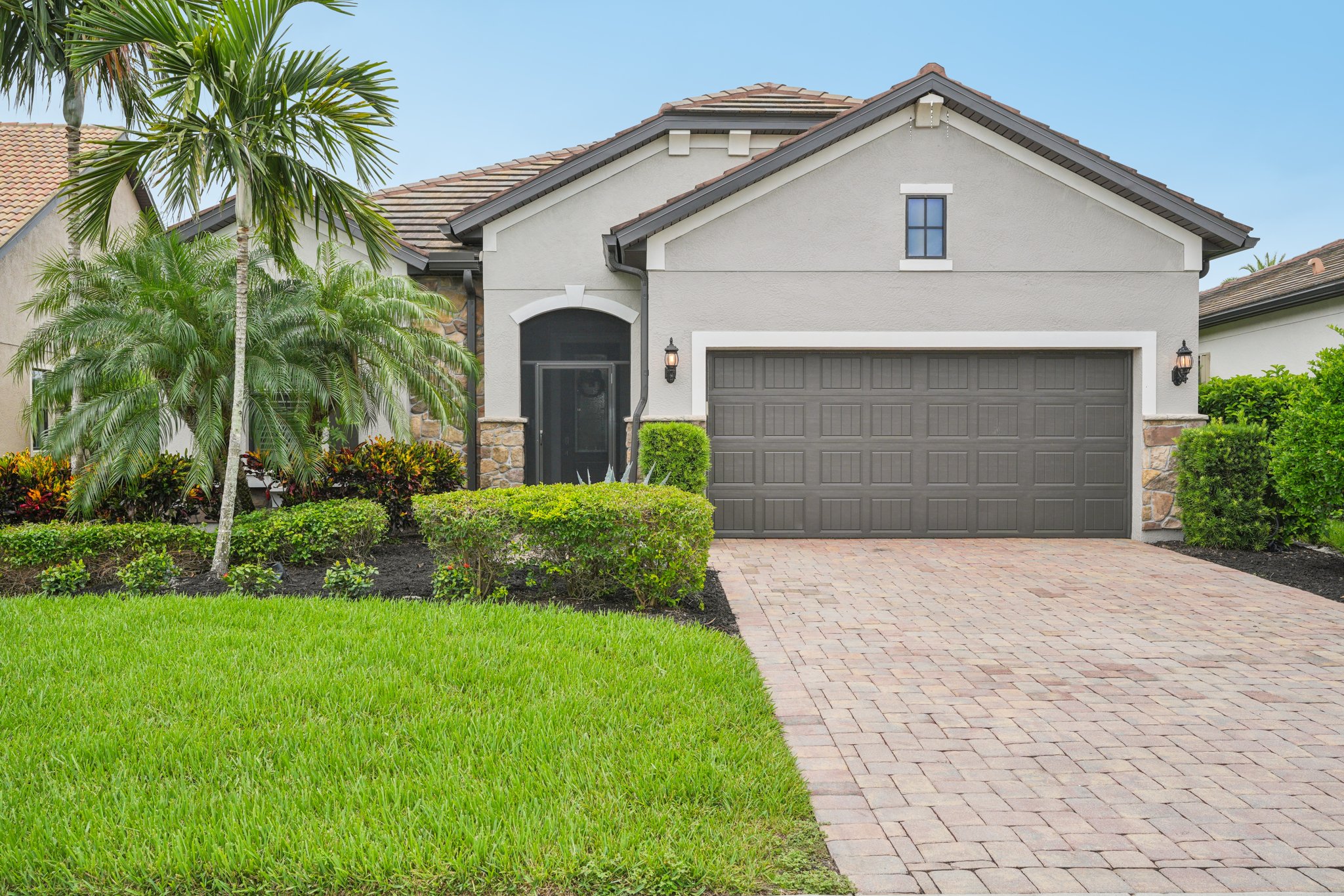 Corkscrew Shores Blvd-S0107-002.jpg