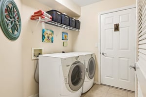 Queen Alexandra Dr-S2807-023.jpg