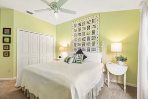 Queen Alexandra Dr-S2807-028.jpg