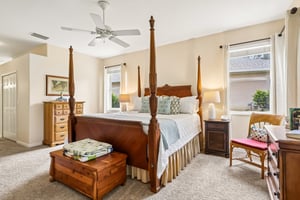 Queen Alexandra Dr-S2807-031.jpg
