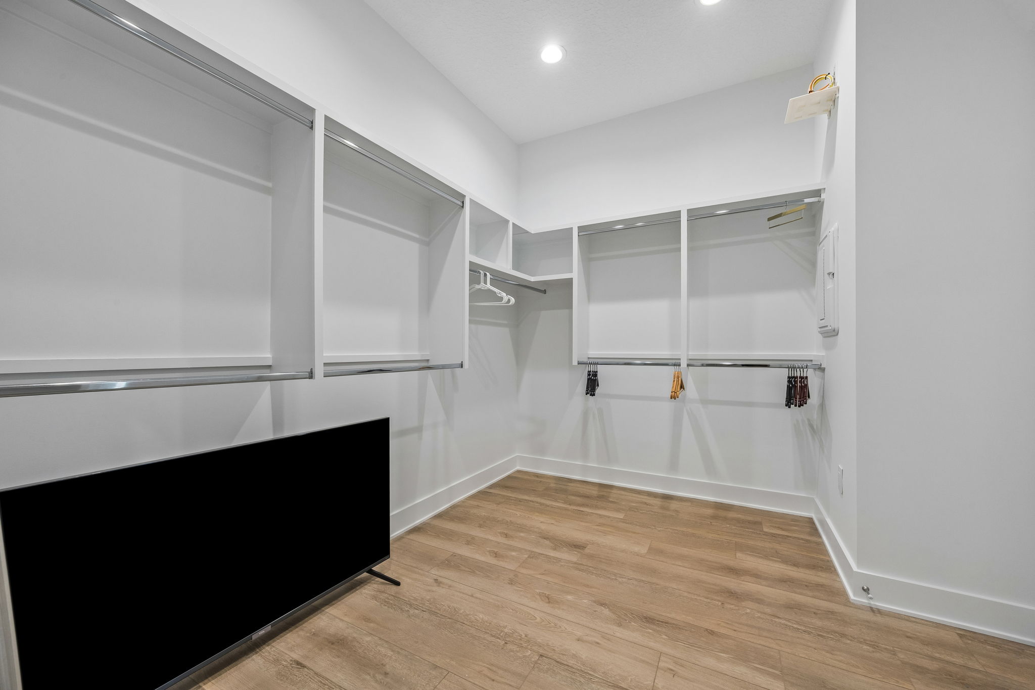 Primary Bedroom Closet