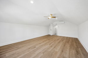 Flex Room