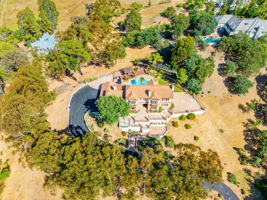 005_AERIAL_ 20585 Whispering Oaks Dr