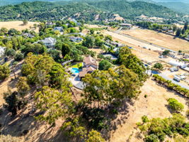 018_AERIAL_ 20585 Whispering Oaks Dr