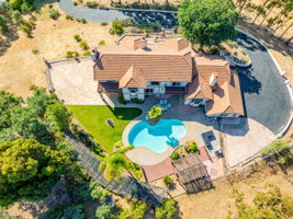 020_AERIAL_ 20585 Whispering Oaks Dr