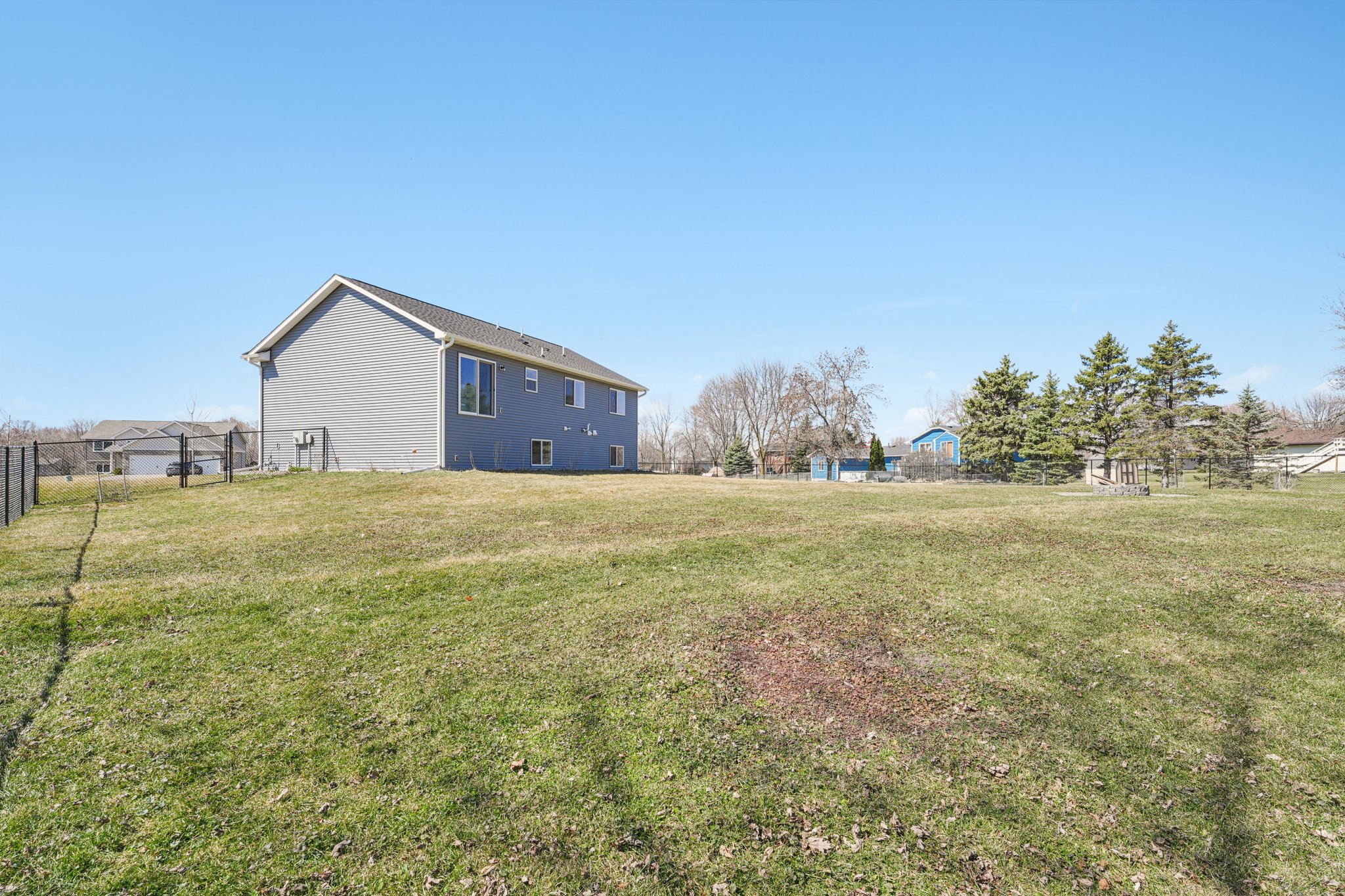 9th Avenue Ct-S0104-042.jpg