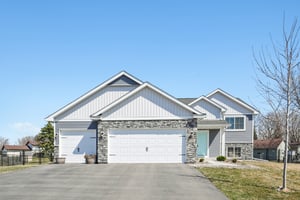 9th Avenue Ct-S0104-001.jpg