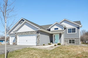 9th Avenue Ct-S0104-002.jpg