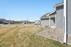 9th Avenue Ct-S0104-005.jpg