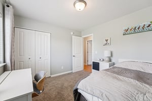 9th Avenue Ct-S0104-023.jpg