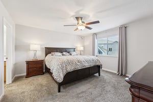 9th Avenue Ct-S0104-026.jpg