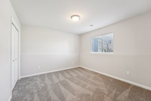 9th Avenue Ct-S0104-036.jpg