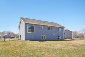 9th Avenue Ct-S0104-043.jpg