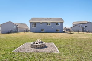 9th Avenue Ct-S0104-044.jpg